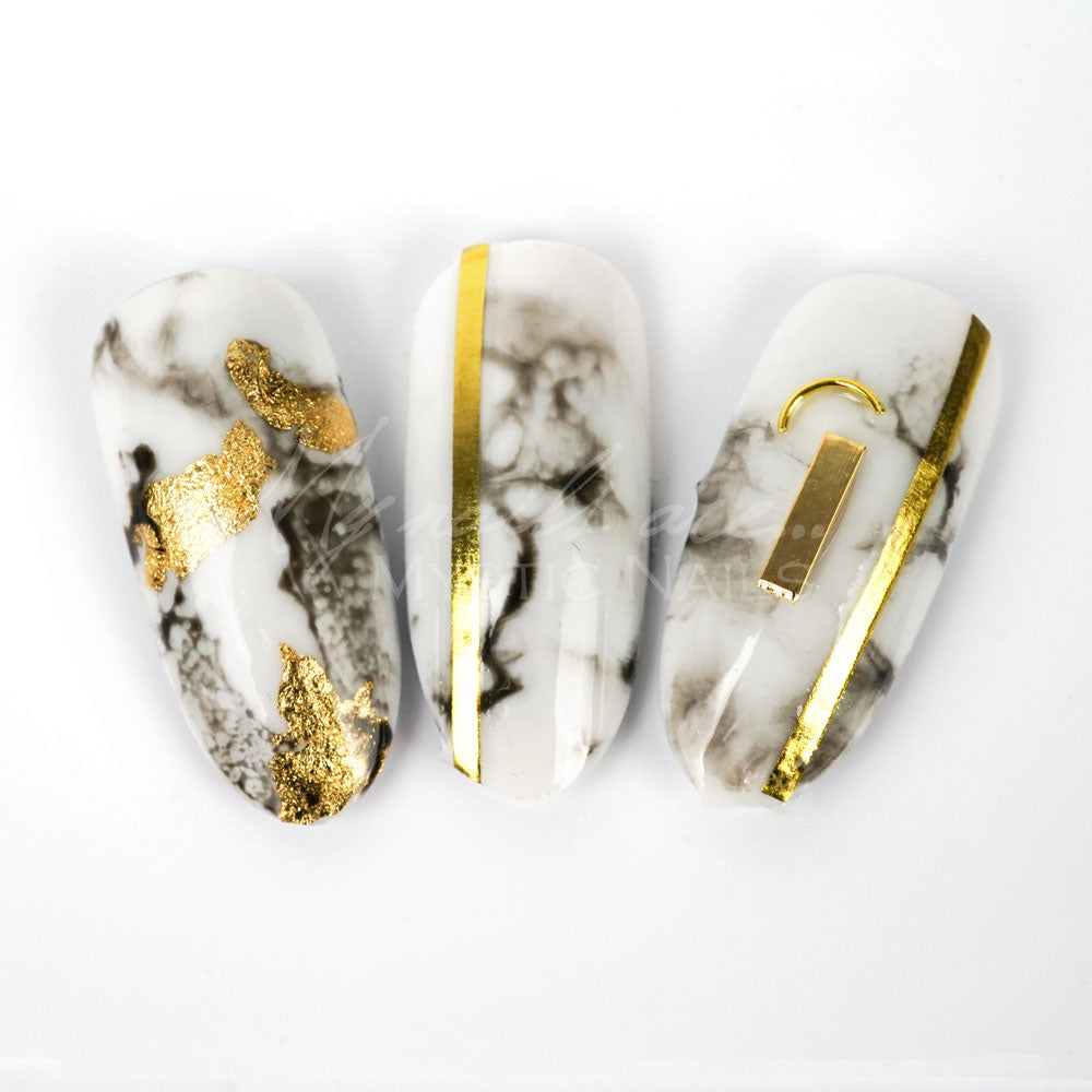 Nail Stripe - Gold